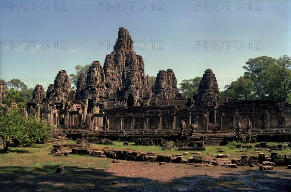 CAMBODIA, Angkor, The Bayon. Late twelth to early thirteenth century pyramid temple built in the centre of the ancient city of Angkor Thom