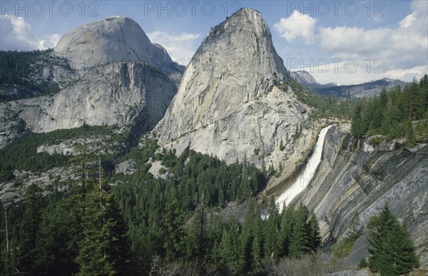 USA, California, Yosemite National Park, View of Nevada Falls with Half Dome in the background seen from the John Muir Trail