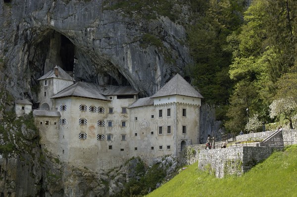 SLOVENIA, Predjama Castle, 16th Century castle built half way up 123M high cliff