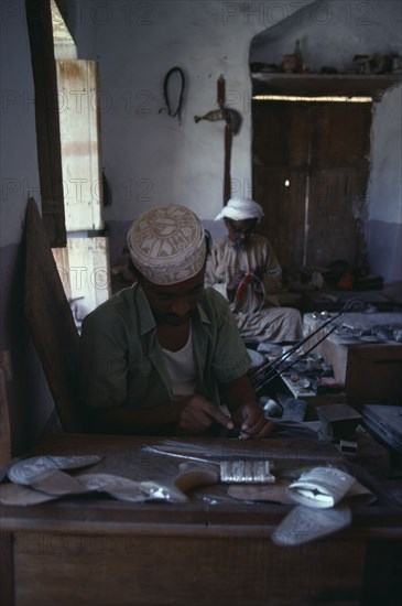 OMAN, North, Sur, Making traditional curved daggers or Khanjars