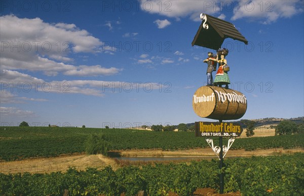 AUSTRALIA, South Australia, Barossa Valley, Krondorf vineyards.