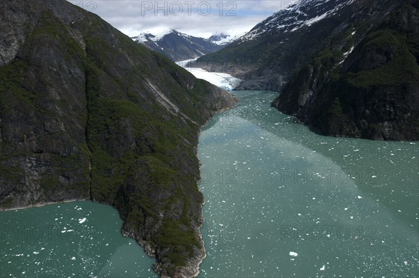 USA, Alaska, Tracy Arm Fjord, View over waterways through rocky cliffs