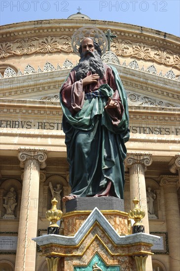 MALTA, Mosta, Statue outside St Marys Church