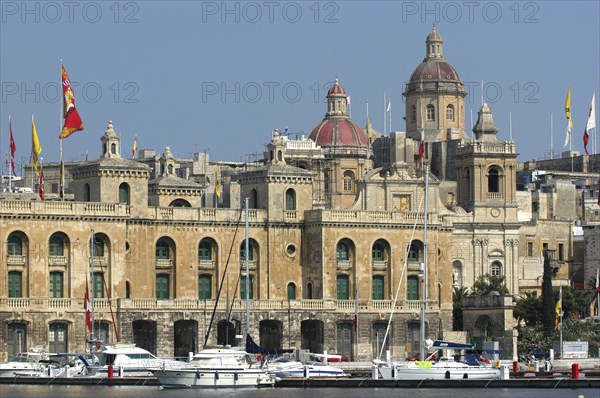 MALTA, Vittoriosa, View of moored yachts in the harbour and waterfront architecture