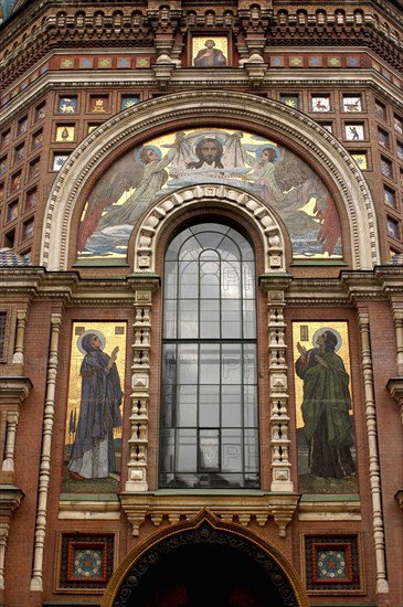 RUSSIA, St Petersburg, Biblical frescoes surrounding arched window above Church doorway