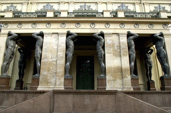 RUSSIA, St Petersburg, Hermitage. The Atlantes portico with statue columns