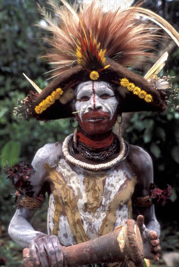 PAPUA NEW GUINEA, Tari, Huli Wigmen tribesman