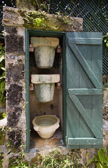 WEST INDIES, Barbados, St George, Francia plantation house traditional water filtration system through different thickness coral containers which reflects the natural water filtration system of the island