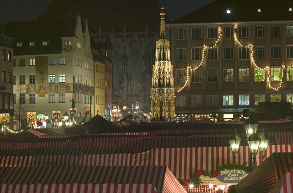 GERMANY, Bavaria, Nuremberg, View over the Hauptmarkt during the Christmas Market.