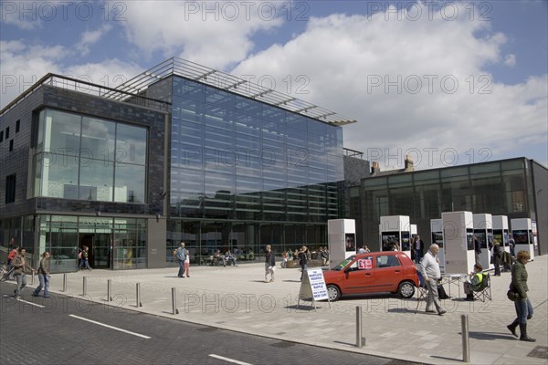 ENGLAND, East Sussex, Brighton, Public Library exterior