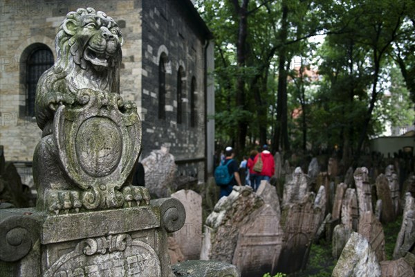 CZECH REPUBLIC, Bohemia, Prague, The tombstone of the Jewish nobleman Hendela Bassevi outside the Neo-Romanesque Ceremonial hall amongst densely packed gravestones in the Jewish Cemetary