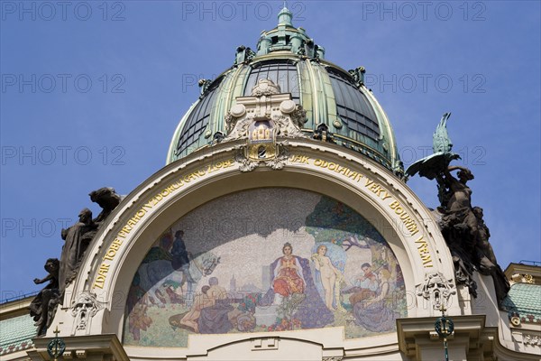 CZECH REPUBLIC, Bohemia, Prague, Karel Splilar’s mosaic “Homage to Prague” on the facade of the Art Nouveau Municipal House in the Old Town