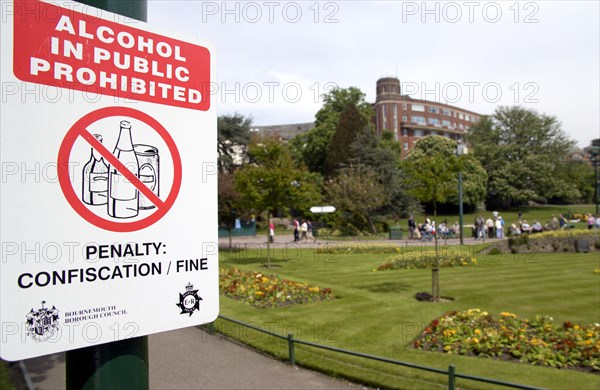 ENGLAND, Dorset, Bournemouth, Sign in The Lower Pleasure Gardens prohibiting alcohol in publi