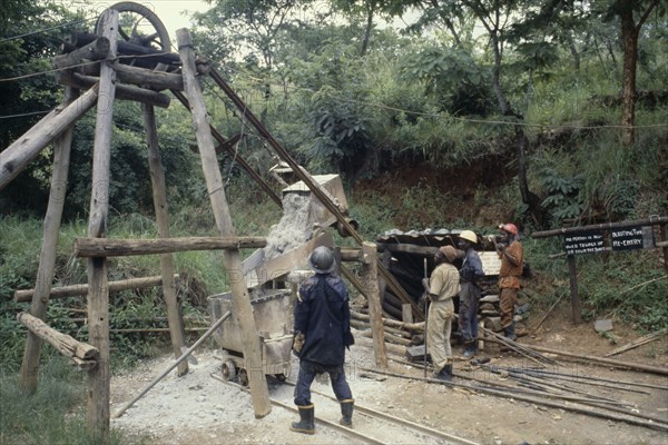 ZIMBABWE, Industry, Miners working above ground in the Lonrho gold mine.