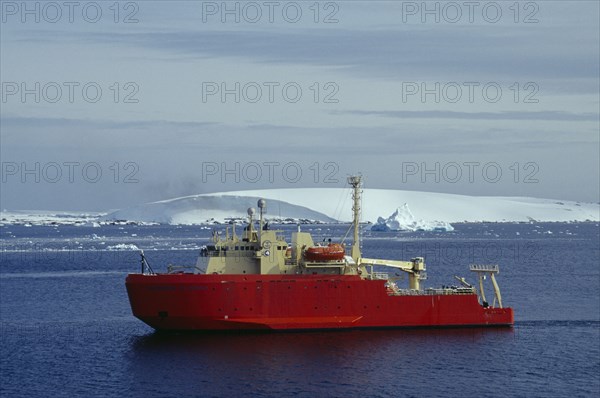ANTARCTICA, Transport, United States research ship called Lawrence M Gould which entered service late in 1999