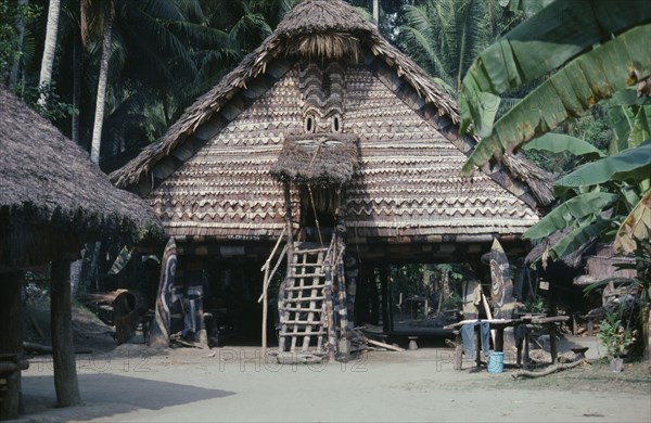PACIFIC ISLANDS, Melanesia, Papua New Guinea, Sepik. House in Timbunke Village