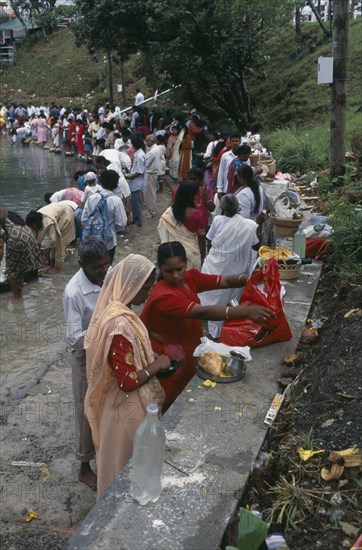 MAURITIUS, People, Crowds prepare offerings beside the Grand Bassin lake during the Maha Shivaratree festival in honour of the Hindu god Siva.