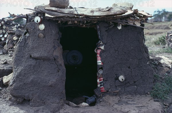 LESOTHO, Architecture, Hut made from mud and tin cans