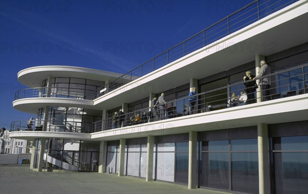 ENGLAND, East Sussex, Bexhill on Sea, De La Warr Pavilion. Exterior view along terracing towards staircase section and entrance.