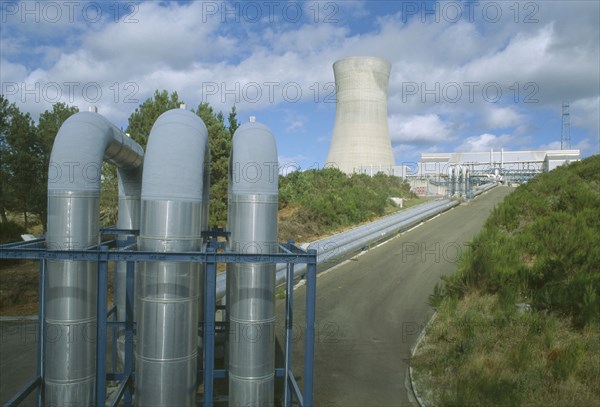 NEW ZEALAND, North Island, Taupo, Pipelines taking superheated steam to Ohaaki Geothermal Power Station from boreholes.