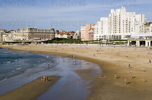 FRANCE, Aquitaine Pyrenees Atlantique, Biarritz, The Basque seaside resort on the Atlantic coast. The Grande Plage beach with the Hotel du Palais on the left.