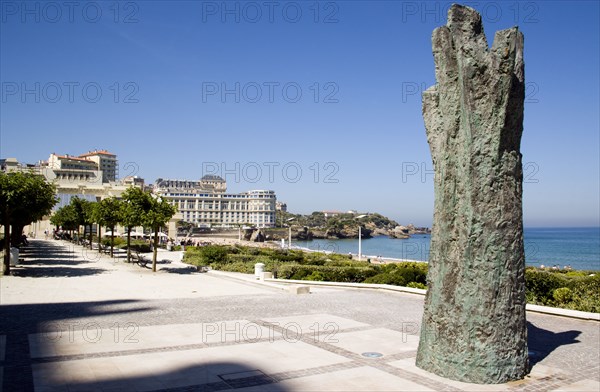 FRANCE, Aquitaine Pyrenees Atlantique, Biarritz, The Basque seaside resort on the Atlantic coast. The Grande Plage beach with a sculpture of a raised hand on the seafront.