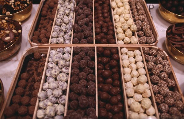 BELGIUM, Brabant, Brussels, Display of Belgian chocolates.