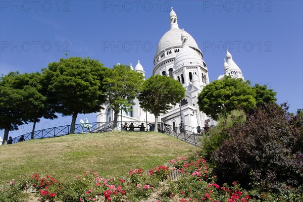FRANCE, Ile de France, Paris, Montmartre The Church of Sacre Coeur or Sacred Heart