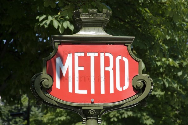 FRANCE, Ile de France, Paris, Metro sign