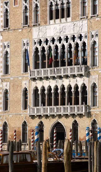 ITALY, Veneto, Venice, The palace of Ca' Foscari on the Grand Canal built for Doge Francesco Foscari in 1437. Now part of the University of Venice