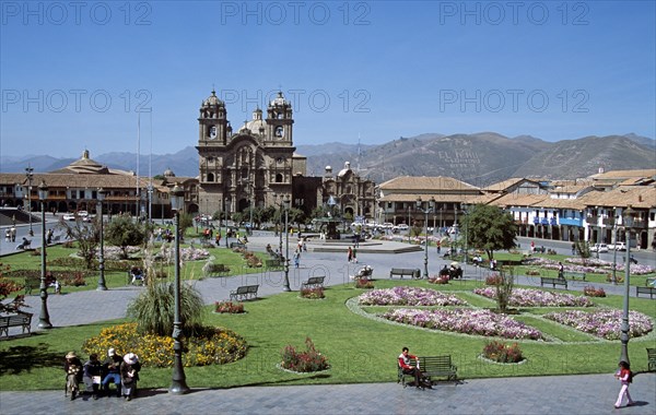 PERU, Cusco, Looking across Plaza de Armas to Iglesia La Compania de Jesus.