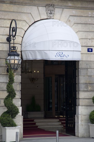 FRANCE, Ile de France, Paris, The Ritz Hotel entrance in Place Vendome