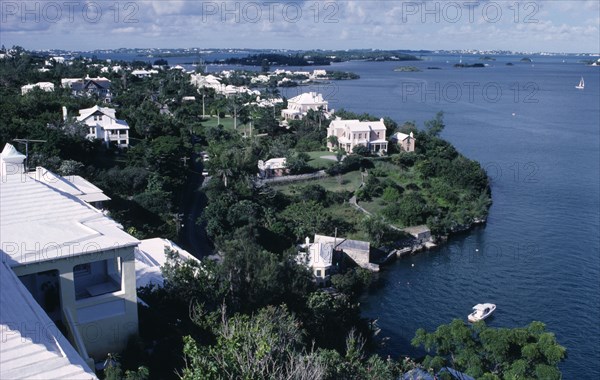 BERMUDA, Hamilton, Hamilton Bay and waterside houses.