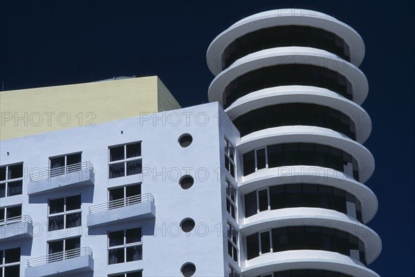 USA, Florida, Miami, South Beach. Old meets new; Art Deco and modern architecture dominate the skyline at the north end of Ocean Drive.