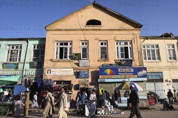 AFGHANISTAN, Kabul, Street scene alongside the Kabul river