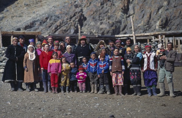 MONGOLIA, Bayan Olgii Province, Bulgan, Gathering together of inhabitants of a Kazakh nomad encampment.
