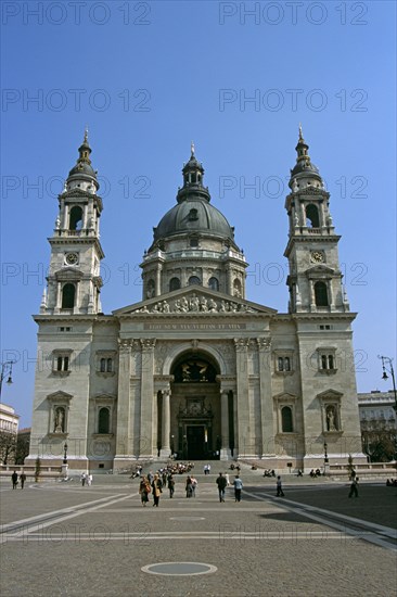 HUNGARY, Budapest, Saint Stephens Basilica
