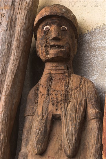 ETHIOPIA, South, Konso - Waga (Wakka), "Famous carved wooden effergies of Chiefs and Warriors, which are now becoming rare as many have been stolen by art collectors "