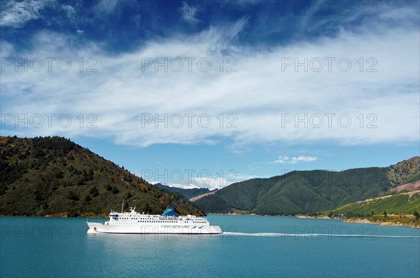 NEW ZEALAND, SOUTH ISLAND, MARLBOROUGH, "PICTON, THE INTERISLANDER FERRY ARAHURA MEANING PATHWAY TO DAWN SAILING IN QUEEN CHARLOTTE SOUND FROM PICTON ON THE SOUTH ISLAND NORTH TO WELLINGTON ON THE NORTH ISLAND"