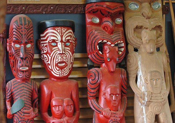 NEW ZEALAND, NORTH ISLAND, ROTORUA, "MAORI CARVINGS AT THE NEW ZEALAND MAORI ARTS AND CRAFTS INSTITUTE,TE PUIA, "