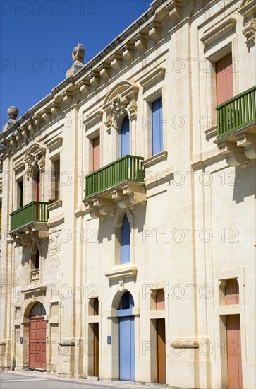 MALTA, Valletta, The waterfront redevelopment of old Baroque Pinto wharehouses below the bastion walls of Floriana beside the cruise ship terminal