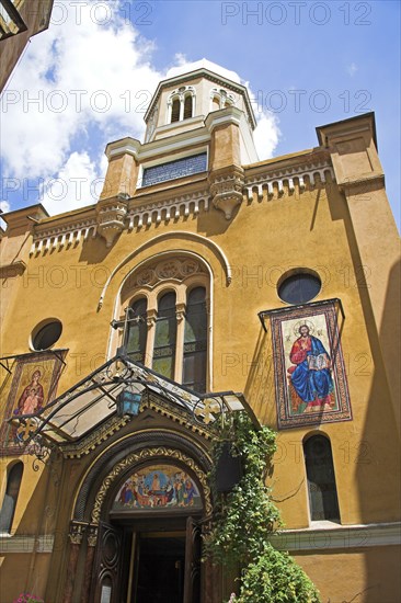 ROMANIA, Transylvania, Brasov, "Romanian Orthodox Cathedral, Catedrala Ortodoxa Sfanta Adormire a Maicii Domnului. Piata Sfatului"