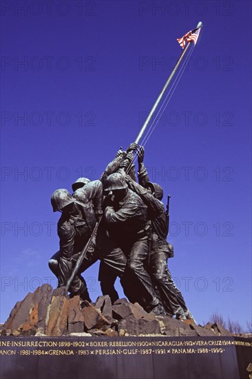 USA, Virginia, Rosslyn, "United States Marine Corps War Memorial, Iwo Jima Memorial. Washington DC, Arlington Cemetary"