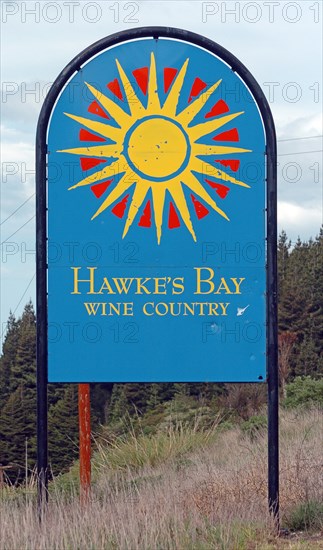 NEW ZEALAND, NORTH ISLAND, HAWKES BAY, "NAPIER, HAWKES BAY SIGN ON ROUTE 5 ON THE OUTSKIRTS OF NAPIER."