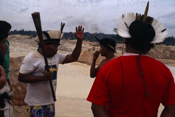 BRAZIL, Mato Grosso, Peixoto de Azevedo, Garimpo  goldmine on former Panara territory.  Headman Aka declaims against actions of garimpeiros resulting in the environmental                     ruin of Panara homelands. Garimpeiro small scale prospector informal displaced people formally known as Kreen-Akrore  Krenhakarore  Krenakore  Krenakarore  Amazon displaced people American Brasil Brazilian Ecology Entorno Environmental Environment Green Issues Kreen Akore Latin America Latino Scenic South America