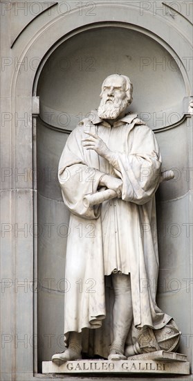 ITALY, Tuscany, Florence, "Statue of the physicist, mathematician, astronomer and philosopher Galileo Galilei in the Vasari Corridor outside the Uffizi"
