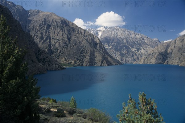NEPAL, Lower Dolpo Trek, Phoksumdo, View north across Phoksumdo Lake