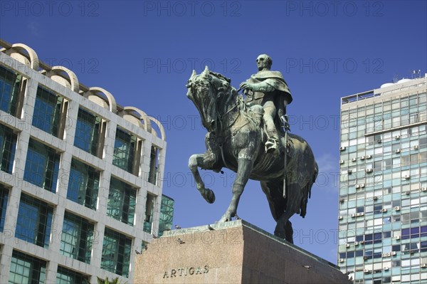 URUGUAY, Montevideo, Statue of Jose G Artigas that stands on top of his mausoleum in Plaza