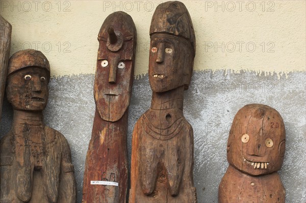 ETHIOPIA, South, Konso - Waga (Wakka) , "Famous carved wooden effergies of Chiefs and Warriors, which are now becoming rare as many have been stolen by art collectors  Jane Sweeney "