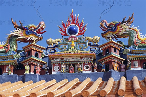 CHINA, Hong Kong, "Cheung Chau Island, Roof of Pak Tai Temple."